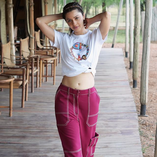 Staggering Poses From Vedhika